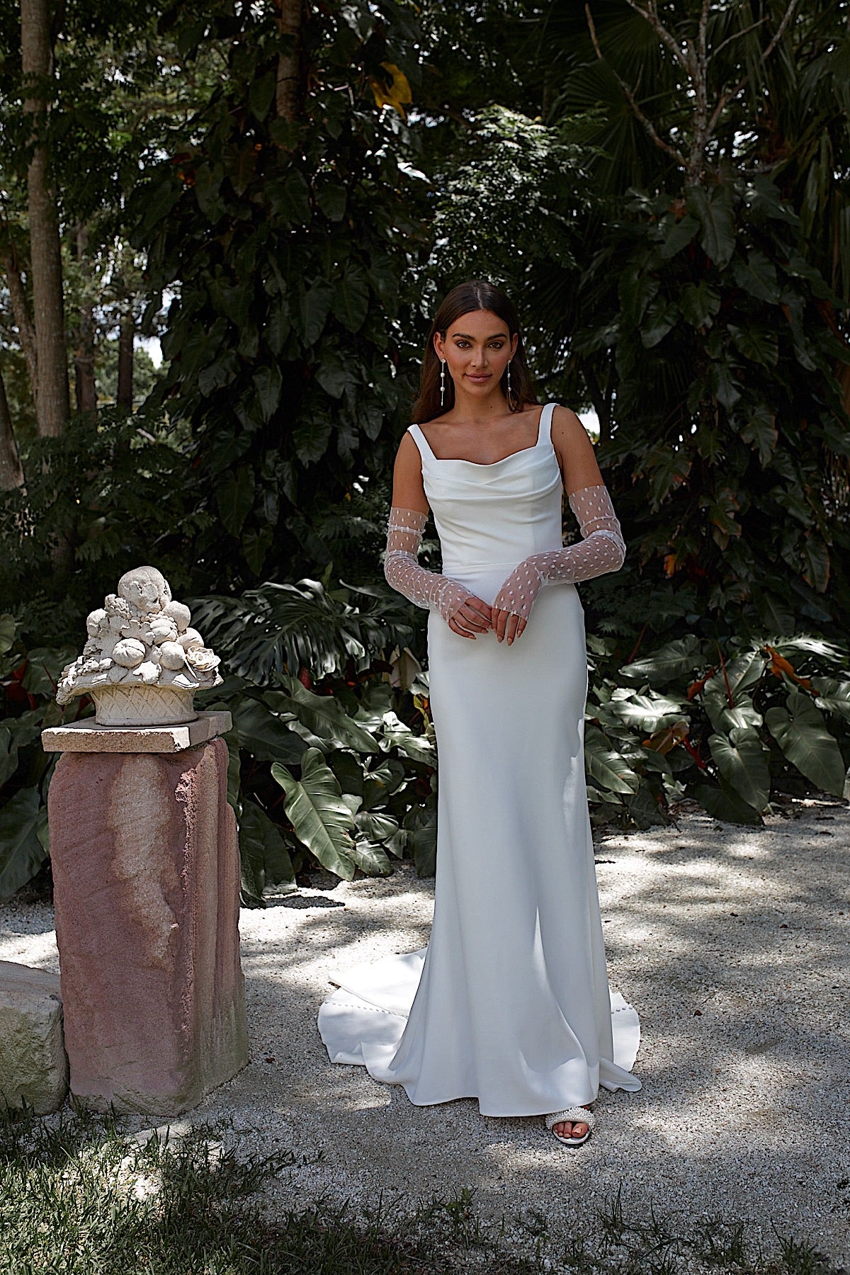 Aire Wedding Dress STYLE CODE: TC24114