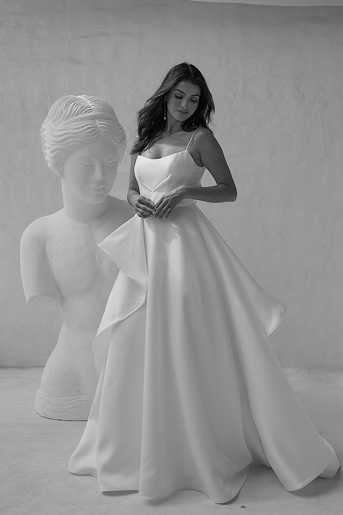 Baia Wedding Dress STYLE CODE: TC2409