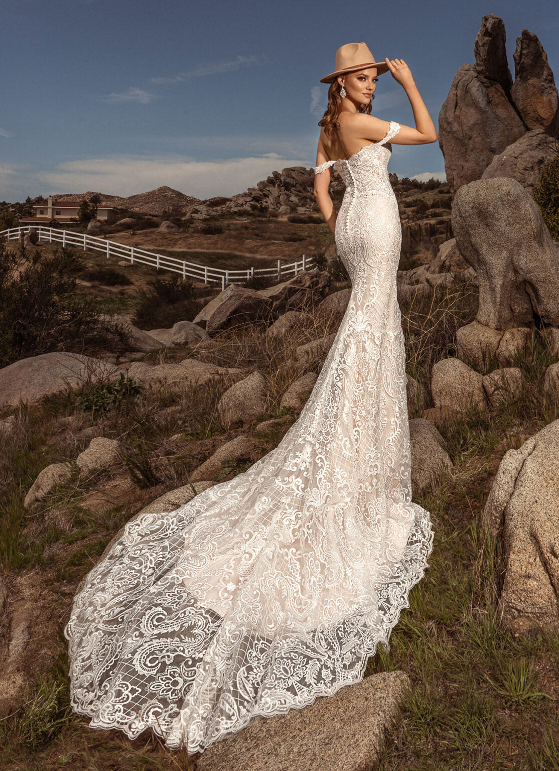 KITTY CHEN FORMOSA EX SAMPLE