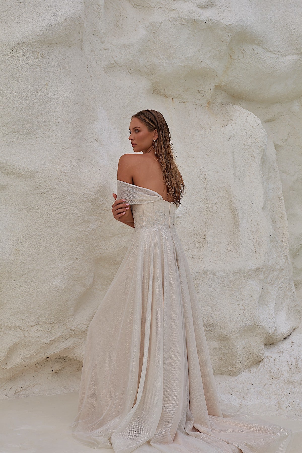 Indra Wedding Dress STYLE CODE: TC2405