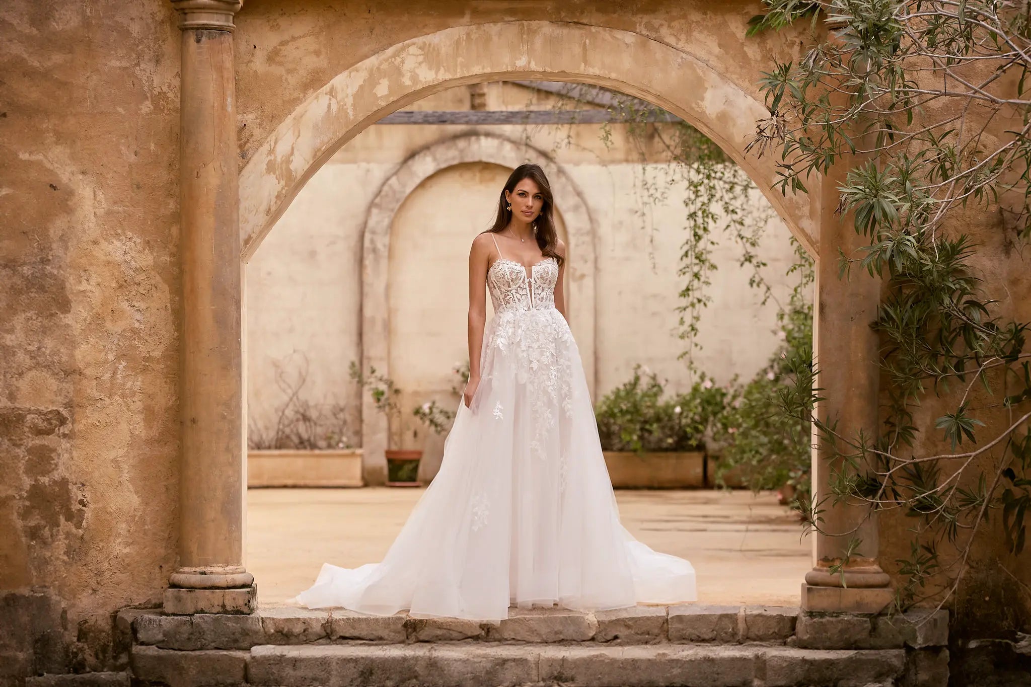 Lourdes Wedding Dress Style Code: TC2532
