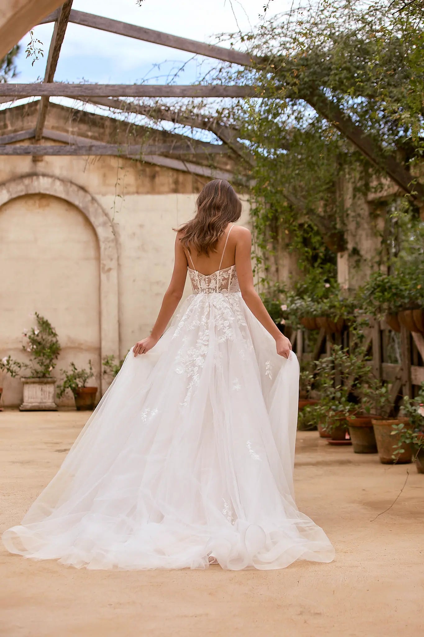 Lourdes Wedding Dress Style Code: TC2532