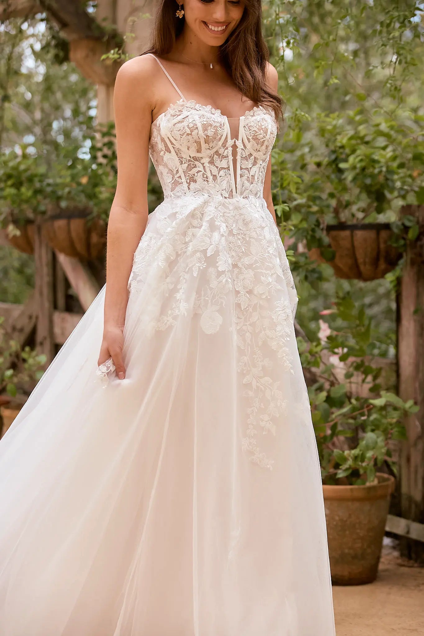 Lourdes Wedding Dress Style Code: TC2532