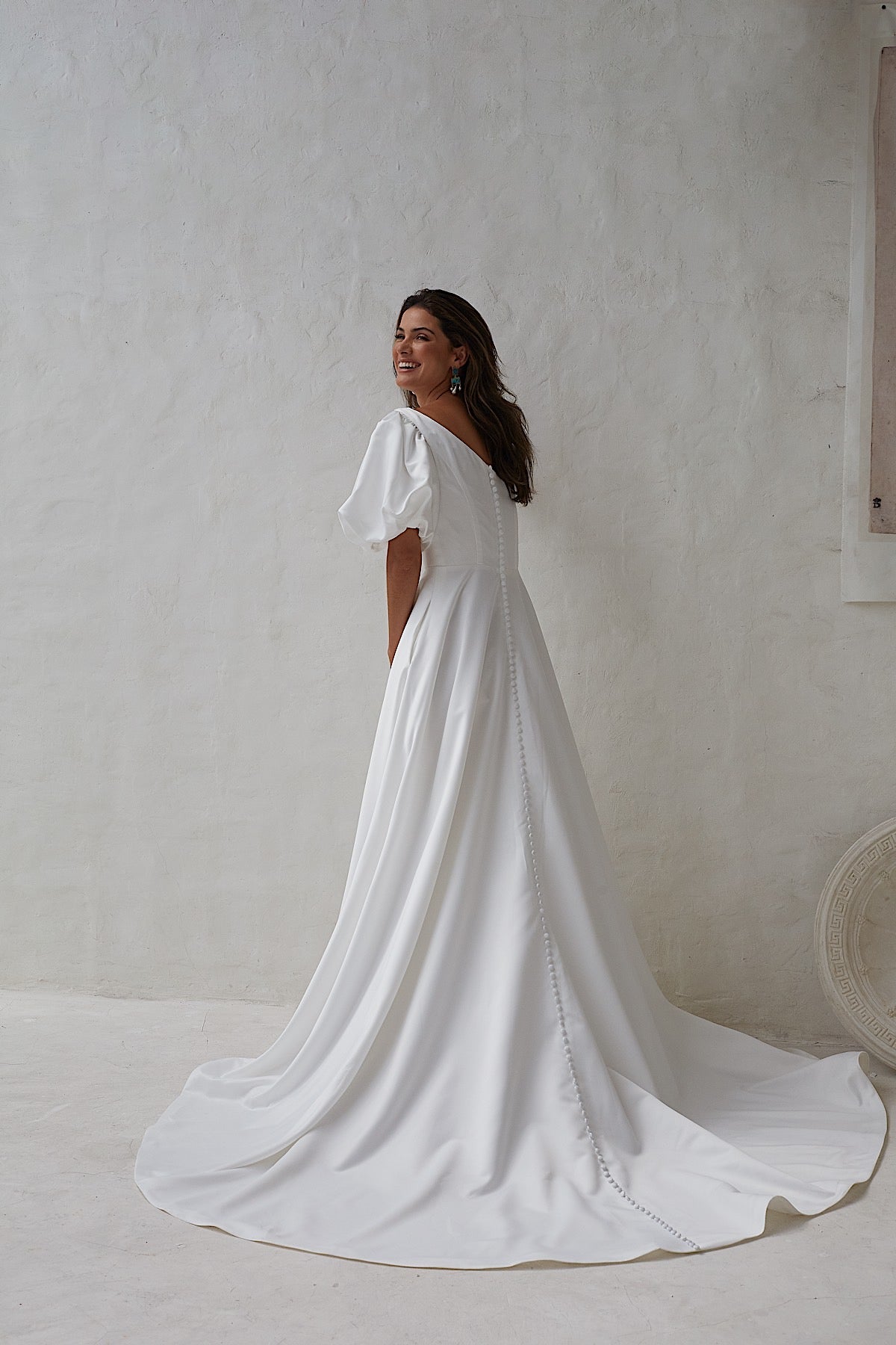 Nerina Wedding Dress STYLE CODE: TC2415