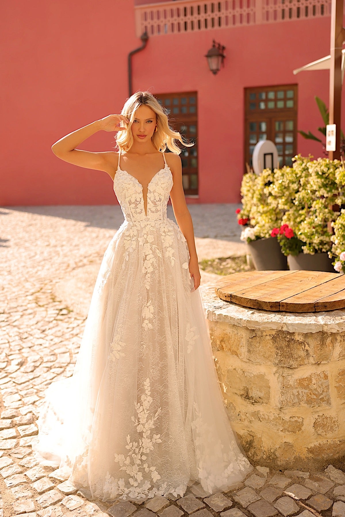 BRIDAL DRESS STYLE SCARLETT 84222