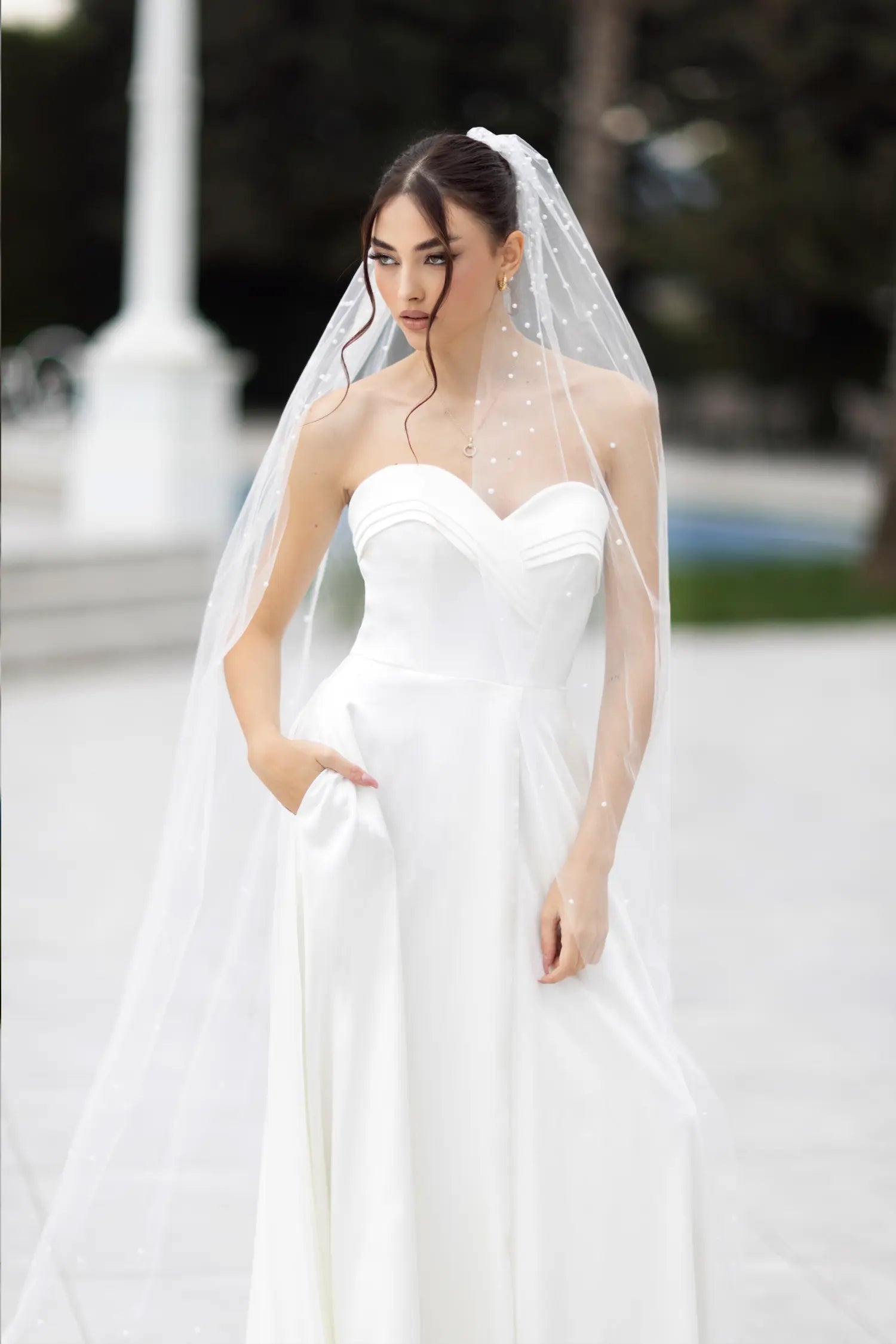 TW105 BRIDAL DRESS