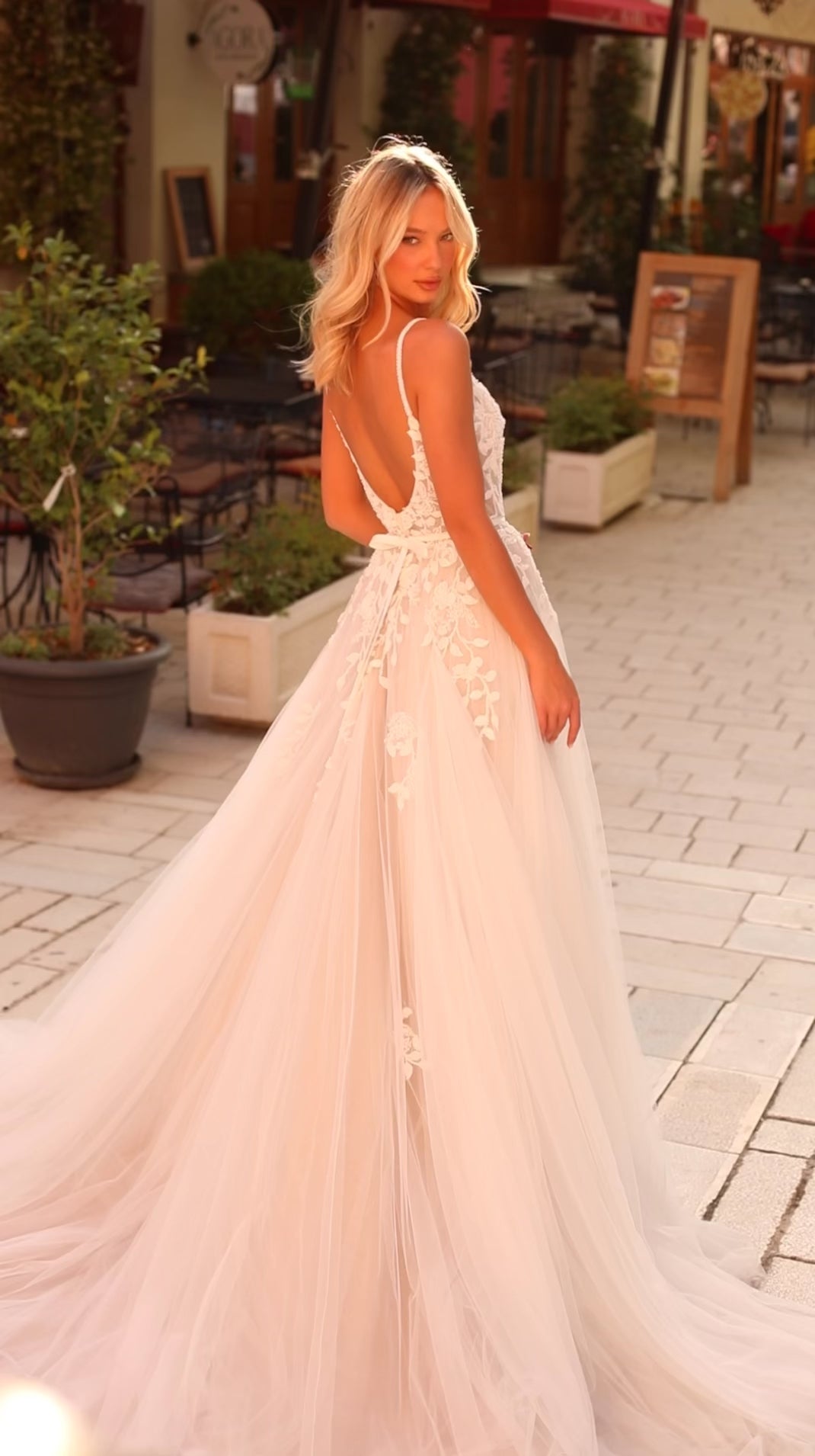 BRIDAL DRESS STYLE MADDIE 84226